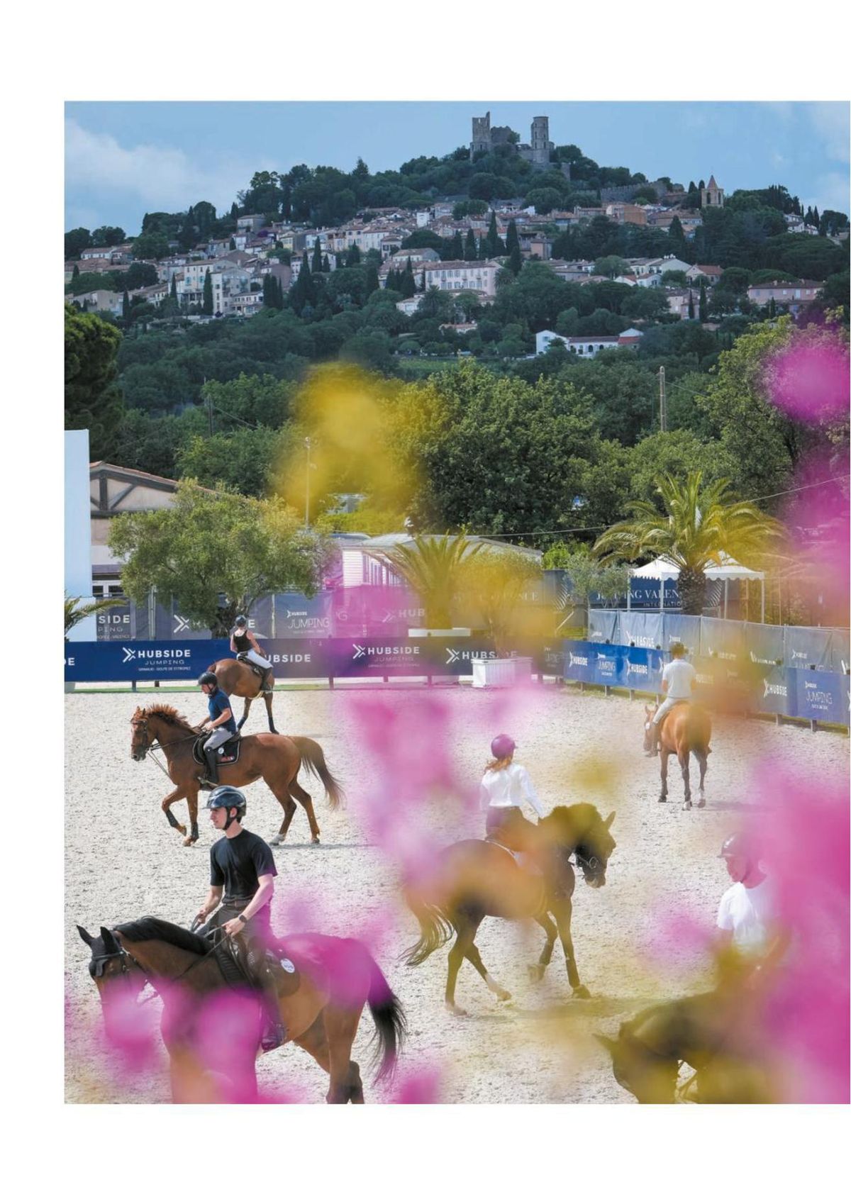 Catalogue Magazine jumping Grimaud Fall Tour 2023, page 00034