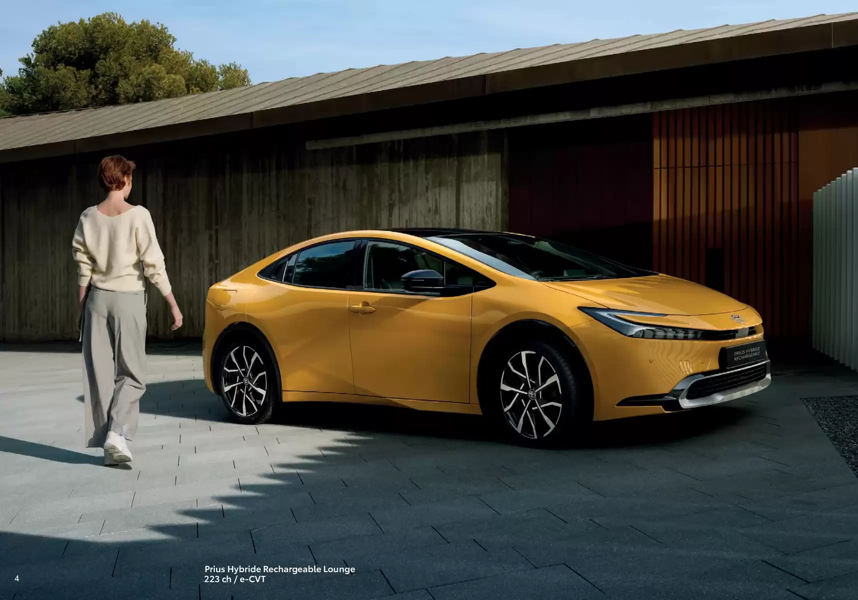 Catalogue Toyota Prius Hybride Rechargeable, page 00004
