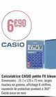 6€90  CASIO  Calculatrice CASIO petite FX bleue Dimensions: 10.7 x 120 x 75 mm, larges touches en gomme, affichage 8 chiffres couvercle de protection pivotant à 360° Existe aussi en rose  12345678 