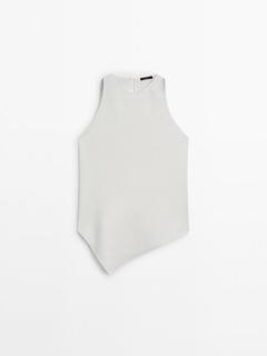 Top asymétrique en lin offre à 49,95€ sur Massimo Dutti