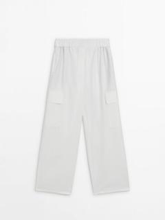 Pantalon cargo en popeline à taille élastique offre à 69,95€ sur Massimo Dutti