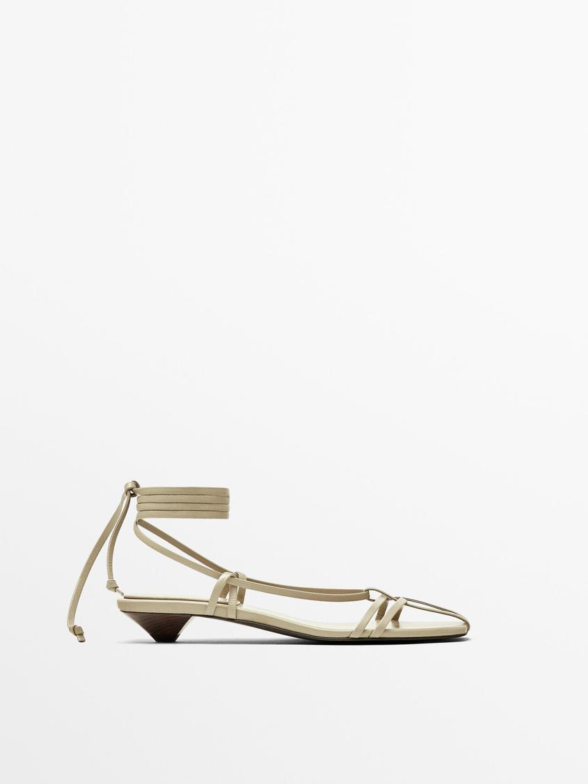 Sandales multibrides à talon offre à 39,95€ sur Massimo Dutti