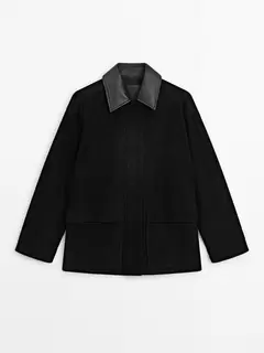 Veste cape en cuir effet daim offre à 399€ sur Massimo Dutti