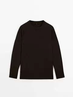 Pull long en laine mélangée avec 5% de cachemire offre à 79,95€ sur Massimo Dutti