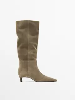 Bottes à talon en croûte de cuir offre à 219€ sur Massimo Dutti