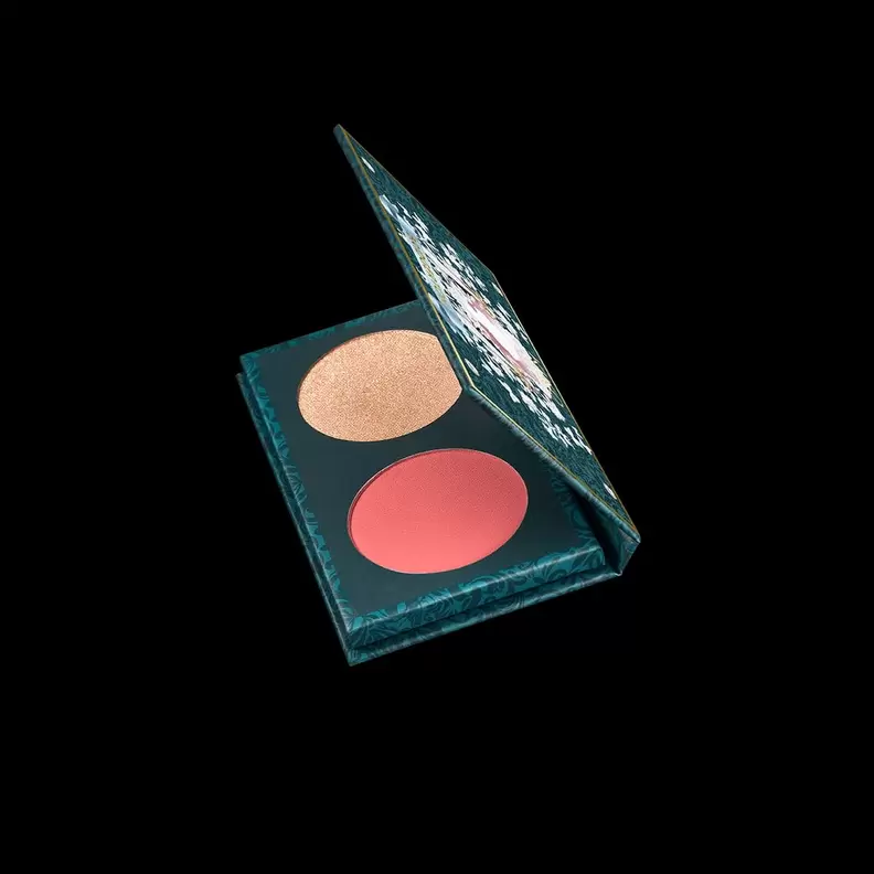 Bridgerton Bouquet Blush & Highlighter Duo offre à 27,99€ sur Kiko