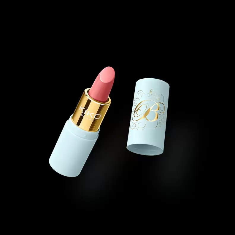 Bridgerton Ballroom Beauty Satin Shine Lipstick offre à 16,79€ sur Kiko