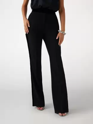 Pantalon droit taille haute Marciano offre à 220€ sur Guess