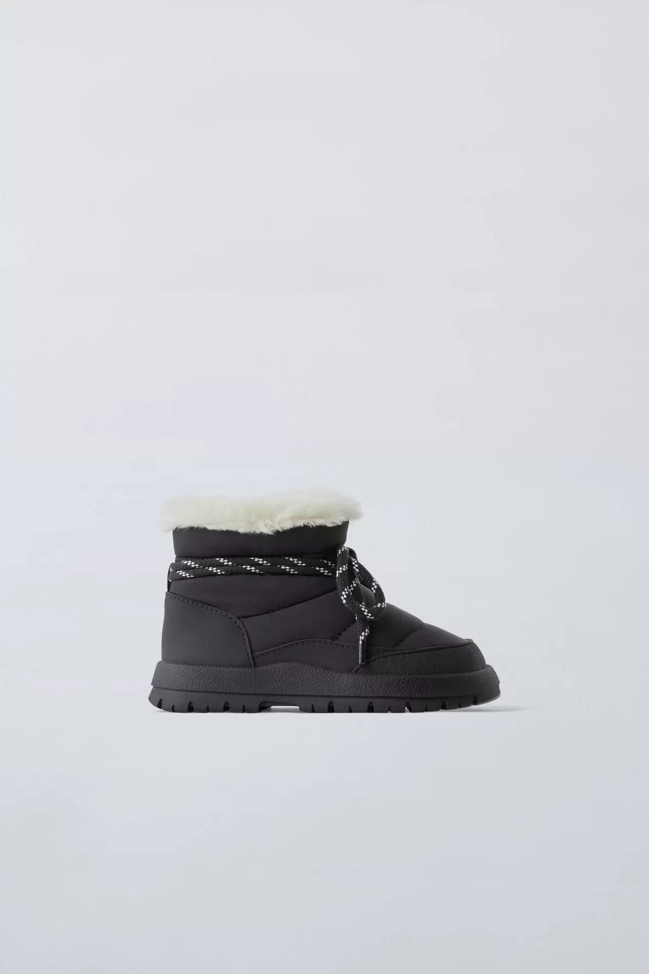 BOTTES MATELASSÉES offre à 29,95€ sur Zara