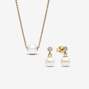 Parure Collier et Pendants d'Oreilles Perles de culture d’eau douce traitées offre à 278€ sur Pandora