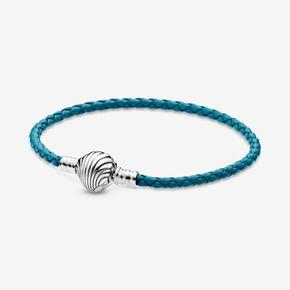 Bracelet en Cuir Tressé Turquoise Fermoir Coquillage Pandora Moments offre à 49€ sur Pandora