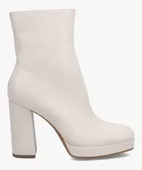 Boots femme unies à talon et bout carré – Claudia Ghizzani offre à 24,99€ sur Gémo