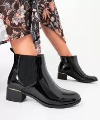 Bottines femme vernies style Chelsea à zip et bout amande avec liseré doré offre à 31,49€ sur Gémo