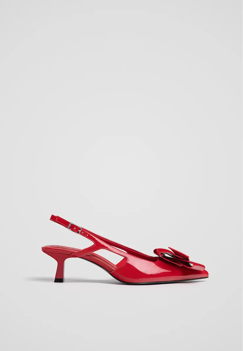 Chaussures kitten heels type mules offre à 32,99€ sur Stradivarius