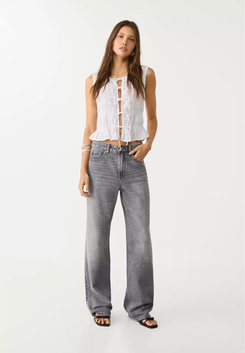 Jean D92 regular wide offre à 29,99€ sur Stradivarius