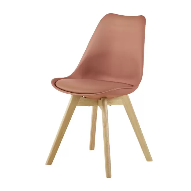 Chaise style scandinave terracotta et hévéa offre à 69,99€ sur Maisons du Monde