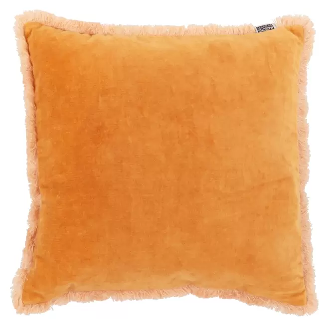 Housse de coussin en velours de coton ocre à franges roses 40x40 offre à 19,99€ sur Maisons du Monde