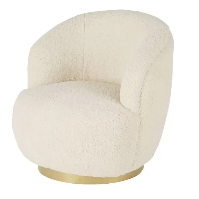 Fauteuil pivotant imitation fourrure écrue offre à 329€ sur Maisons du Monde