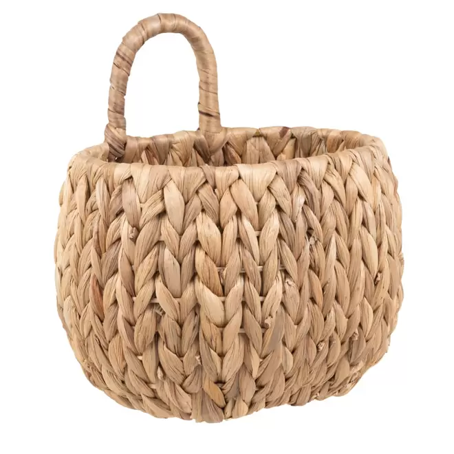 Panier en jacinthe d'eau tressée offre à 9,99€ sur Maisons du Monde