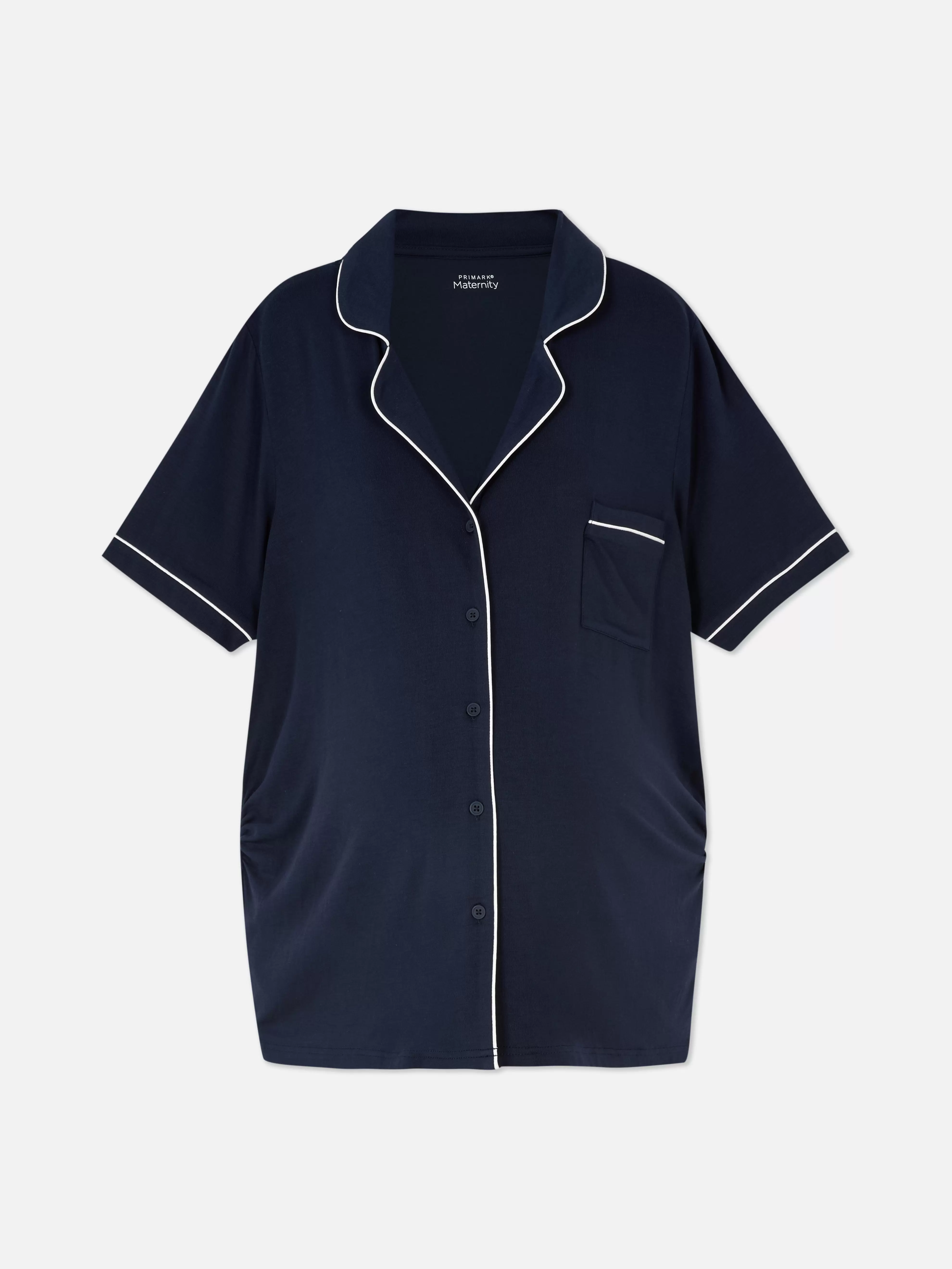 Chemise de maternité à boutons et à manches courtes offre à 14€ sur Primark