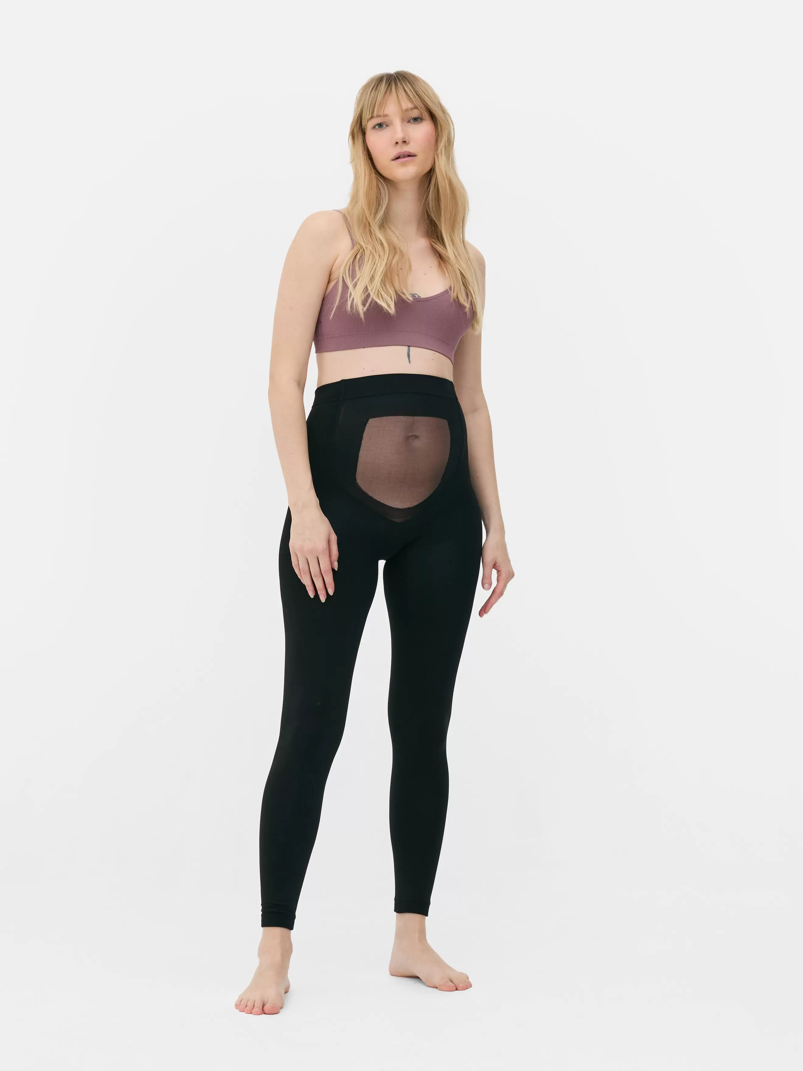 Legging en velours duveteux Maternité offre à 10€ sur Primark