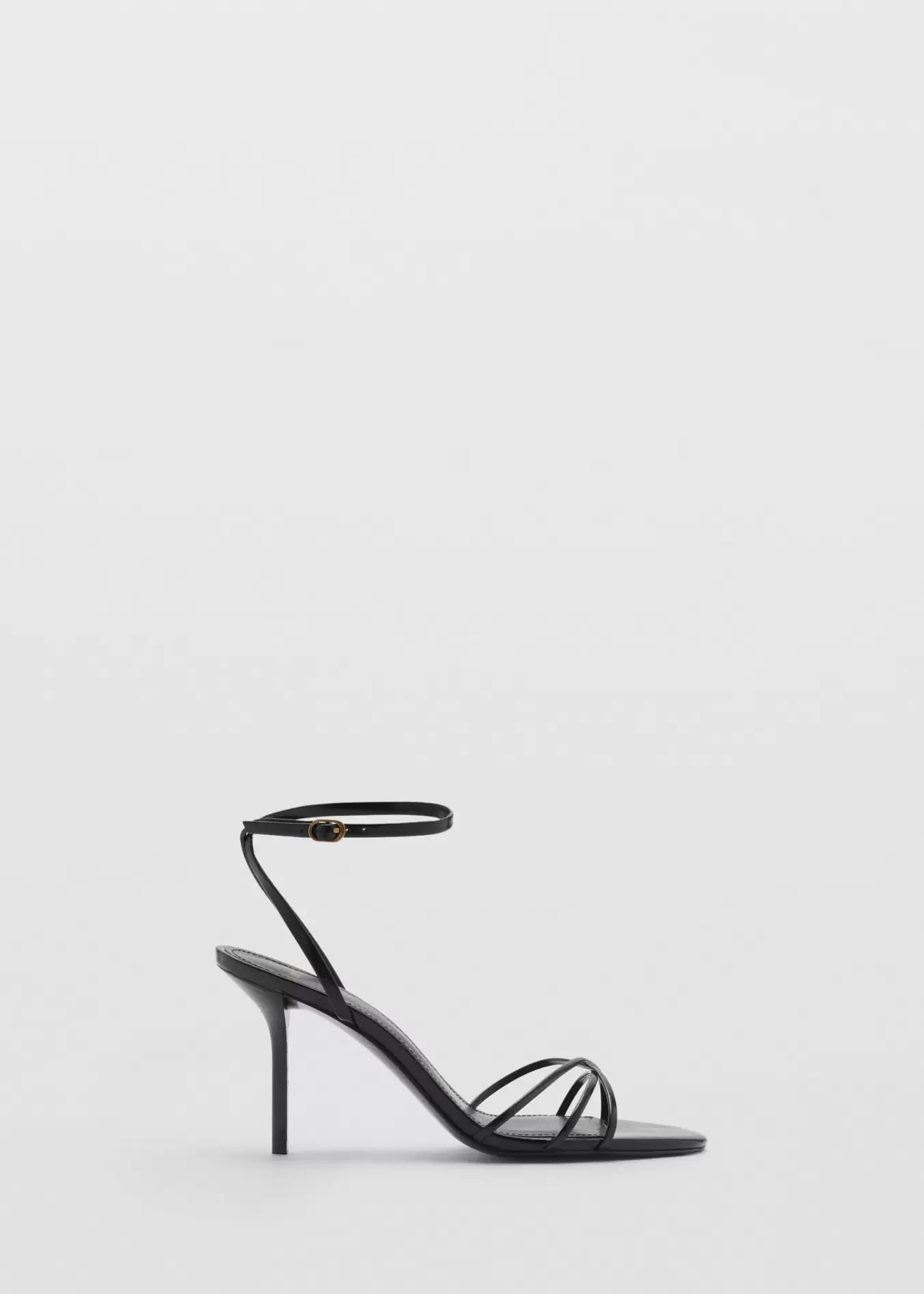 Sandales à lanières et talon offre à 45,99€ sur Mango