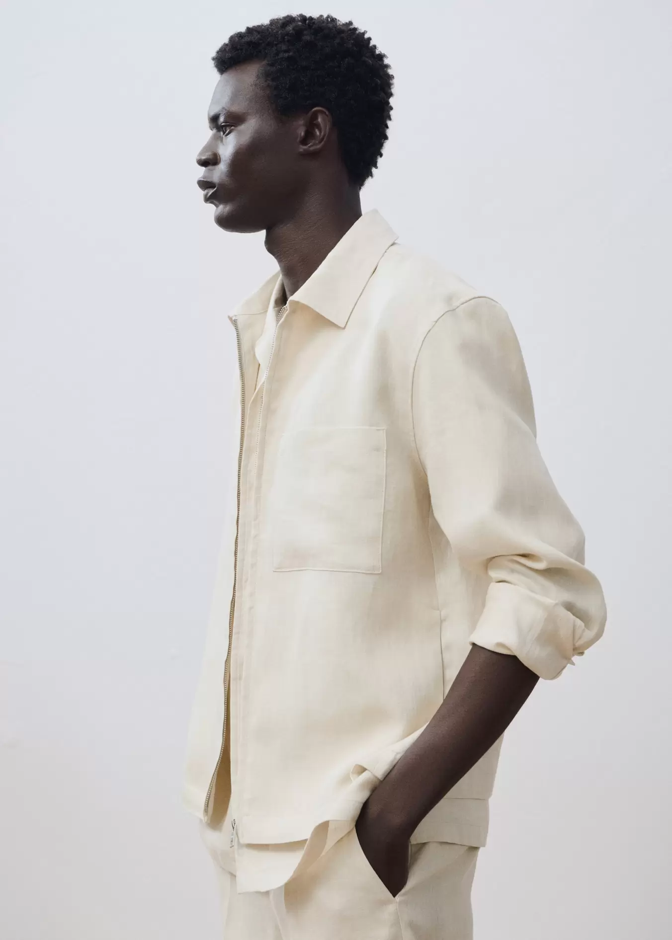 Veste 100 % lin fermeture Éclair offre à 79,99€ sur Mango