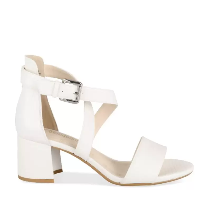 Sandales BLANC offre à 27,99€ sur Chaussea