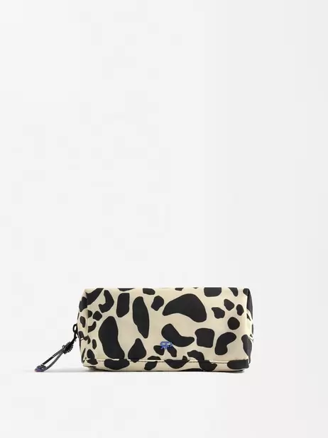 Animal Print Multi-Purpose Bag offre à 19,99€ sur Parfois