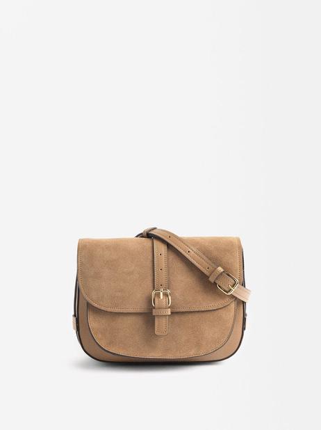 Crossbody Bag With Leather offre à 39,99€ sur Parfois