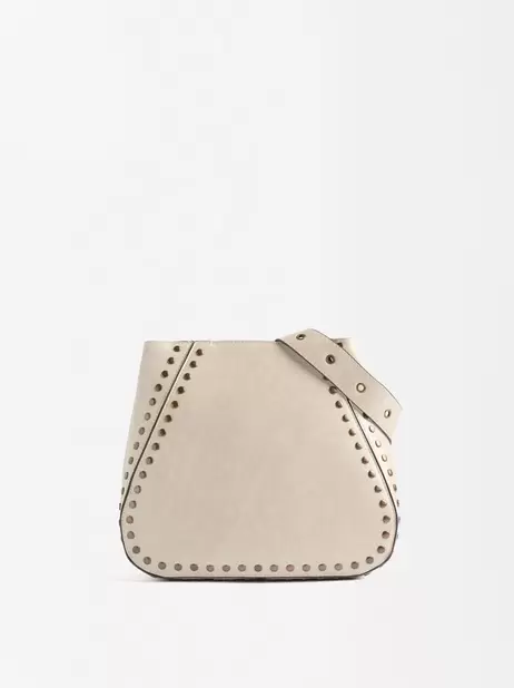 Shoulder Bag With Studs offre à 39,99€ sur Parfois