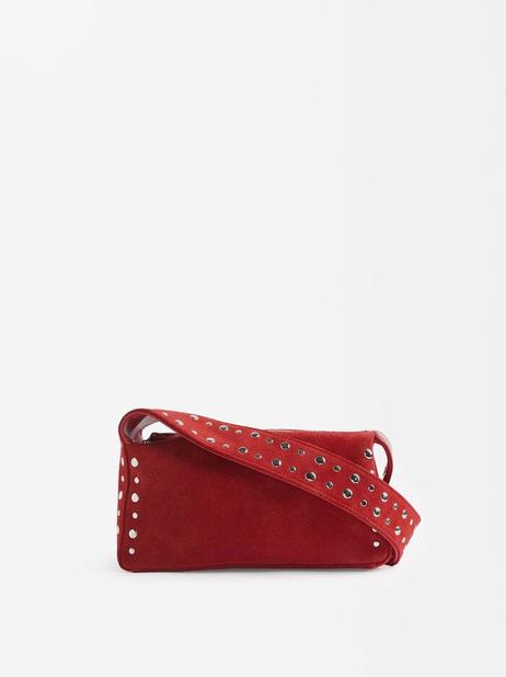 Leather Shoulder Bag With Studs offre à 55,99€ sur Parfois