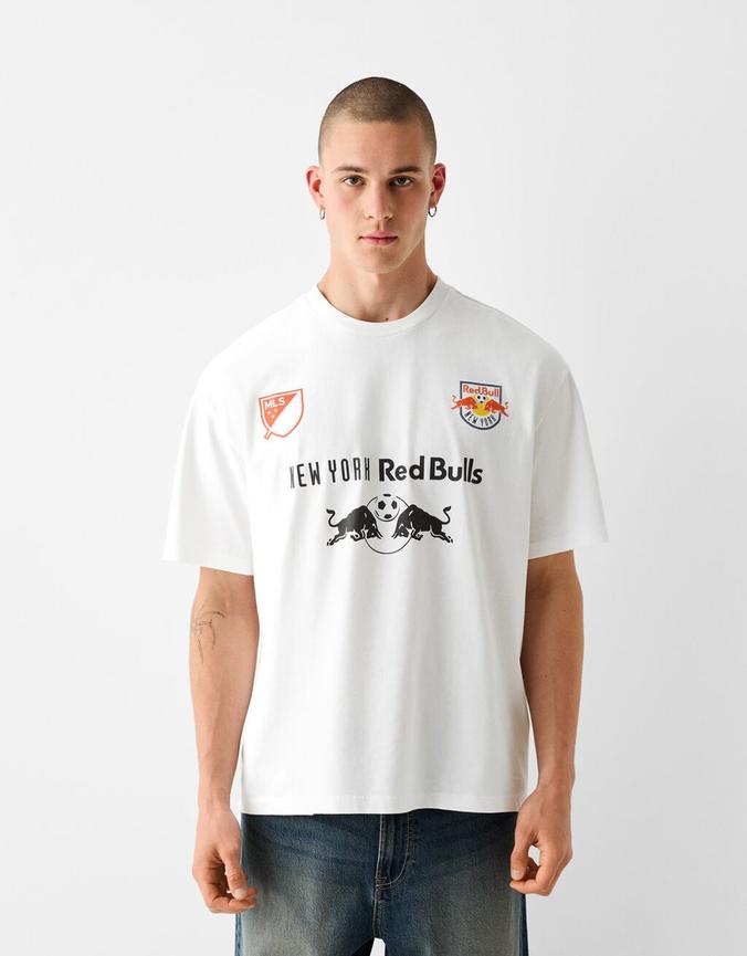 T-shirt New York Red Bulls boxy fit imprimé offre à 17,99€ sur Bershka