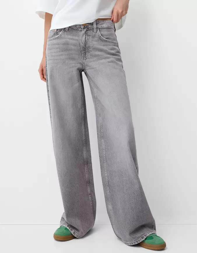 Jean large offre à 35,99€ sur Bershka