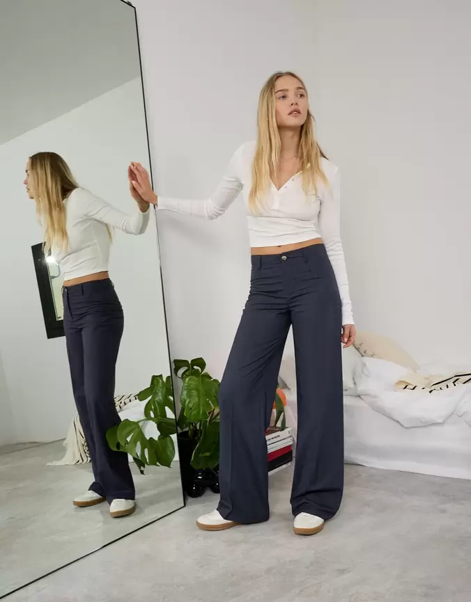 Pantalon large offre à 25,99€ sur Bershka