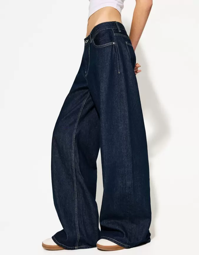 Jean large offre à 35,99€ sur Bershka