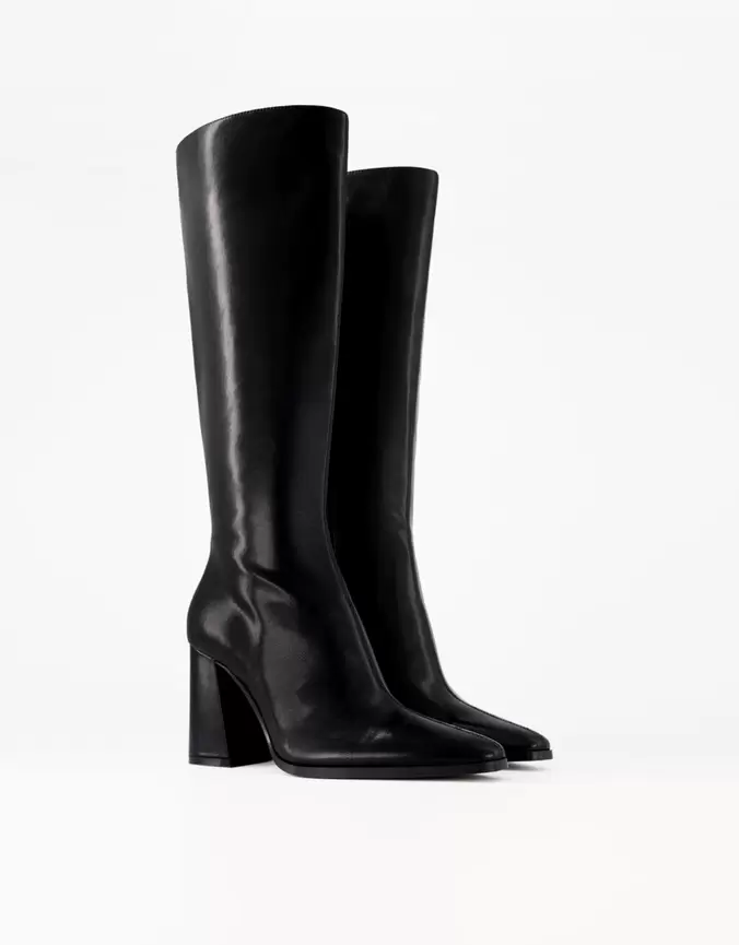 Bottes talon large offre à 59,99€ sur Bershka