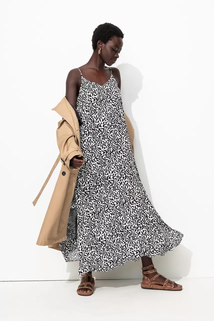 Robe longue à fines bretelles offre à 25,99€ sur Promod