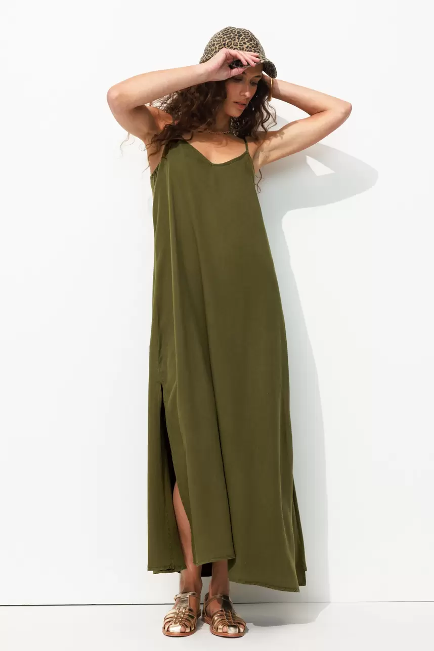 Robe longue à bretelles Femme offre à 29,99€ sur Promod