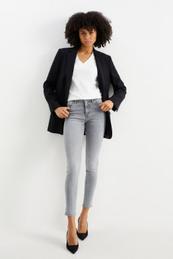 Skinny jean - mid waist - jean galbant - LYCRA® offre à 39,99€ sur C&A