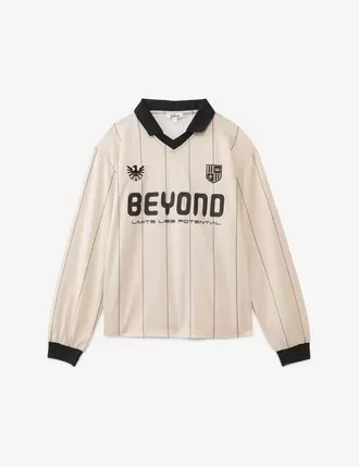 T-shirt de foot à manches longues beige moyen offre à 22,99€ sur Jennyfer