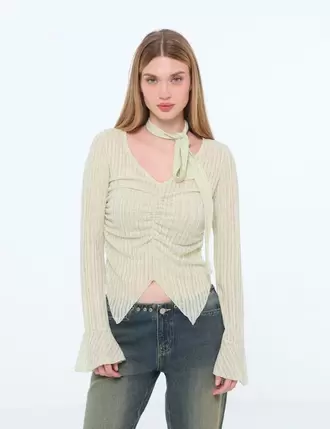 Top vert moyen offre à 19,99€ sur Jennyfer