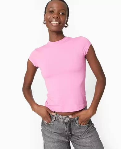 T-shirt ajusté en maille extensible offre à 6,99€ sur Pimkie