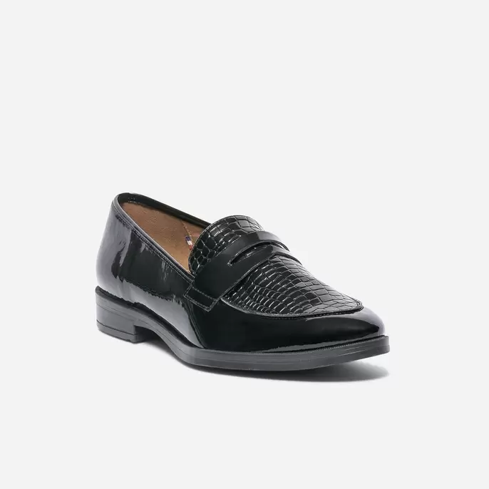 Mocassin ERAM FLEX noir en cuir verni embossé offre à 62,93€ sur Eram