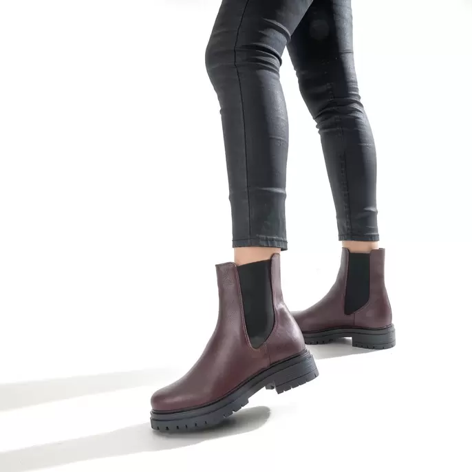 Chelsea boots TEXTO bordeaux en cuir à semelle crantée offre à 59,99€ sur Eram