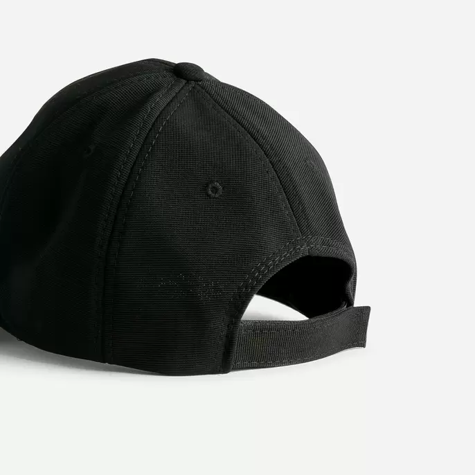 Casquette noire offre à 13,99€ sur Eram