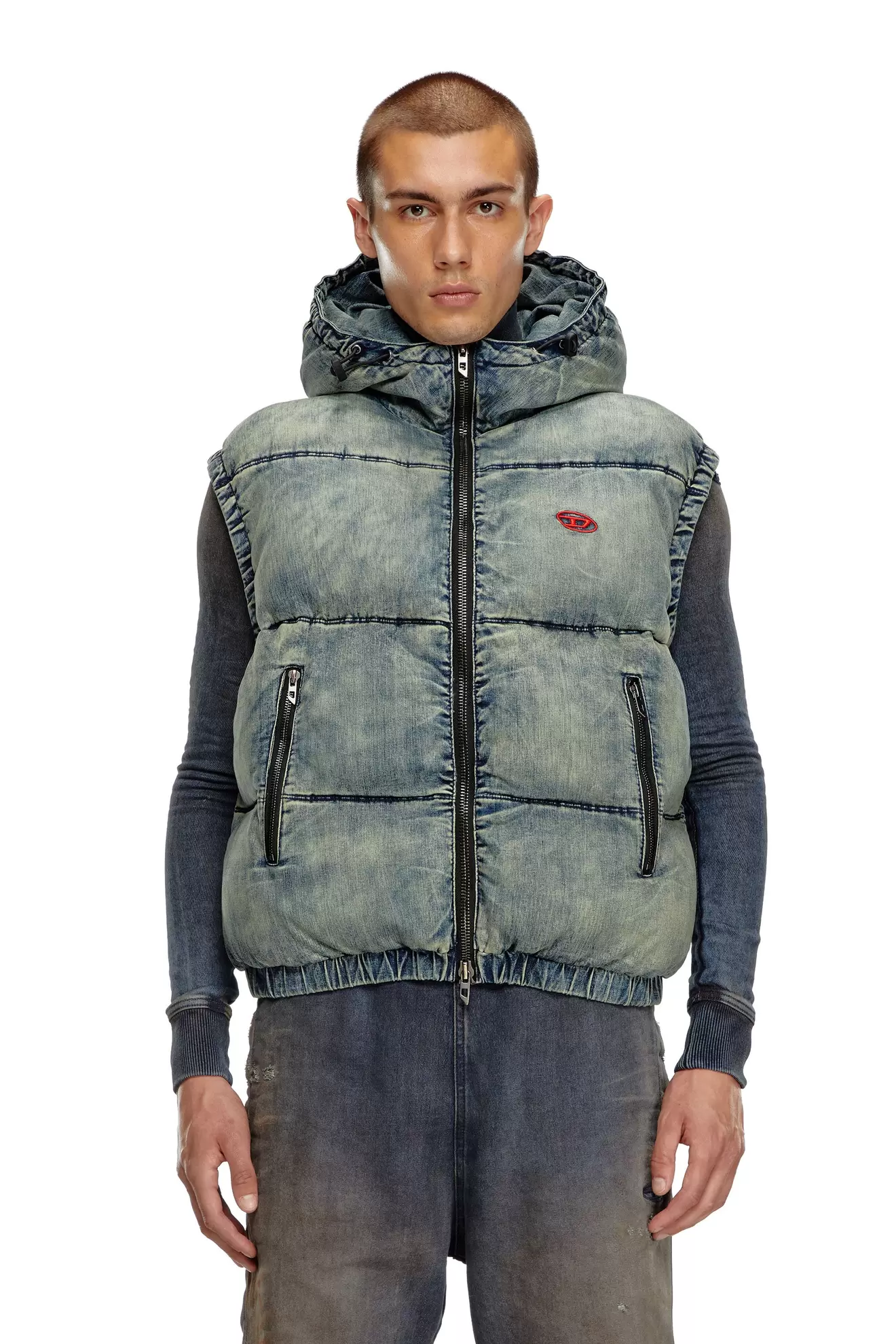 Gilet matelassé en denim délavé offre à 450€ sur Diesel