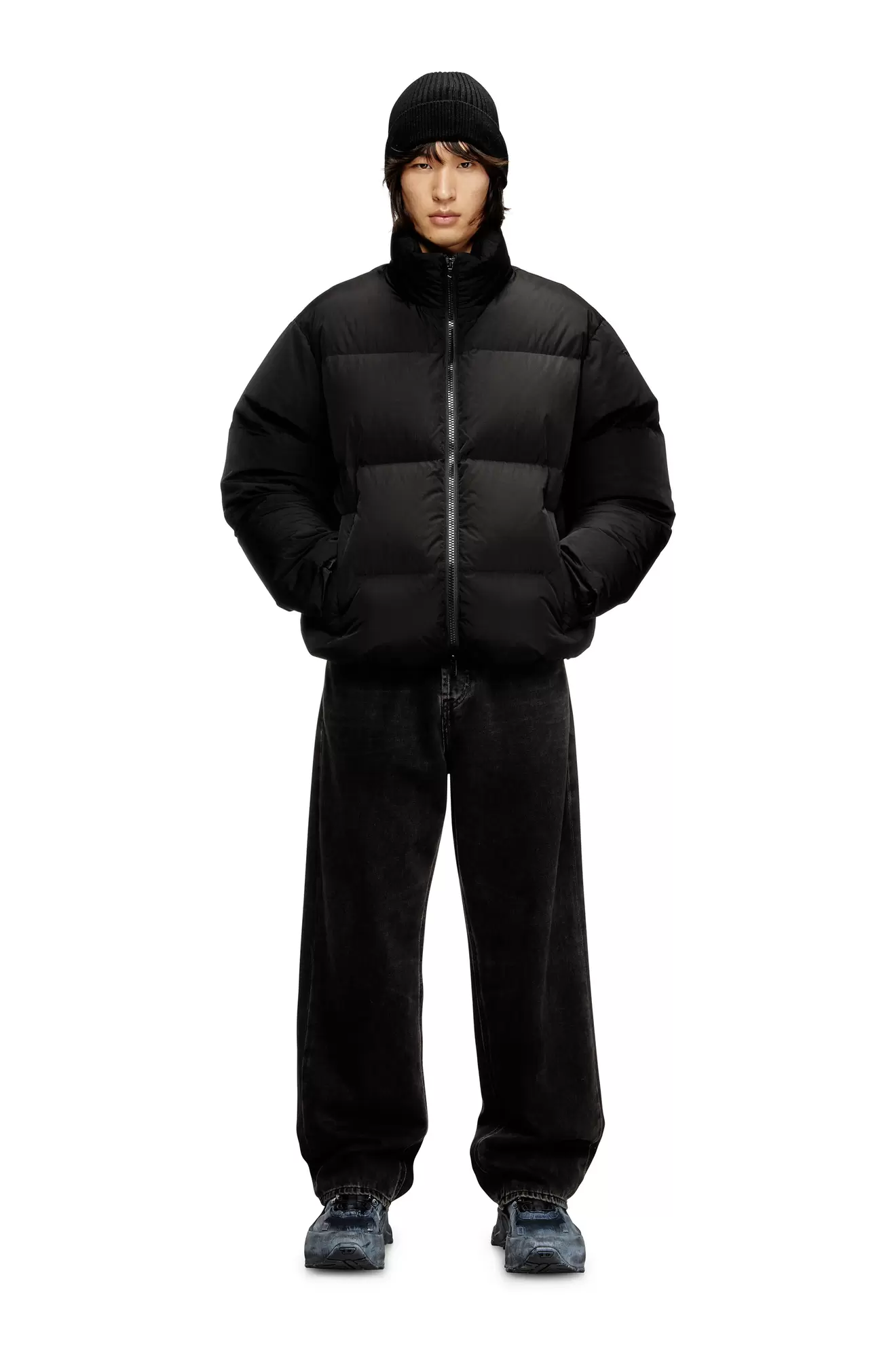 Veste doudoune à capuche en nylon froissé offre à 450€ sur Diesel
