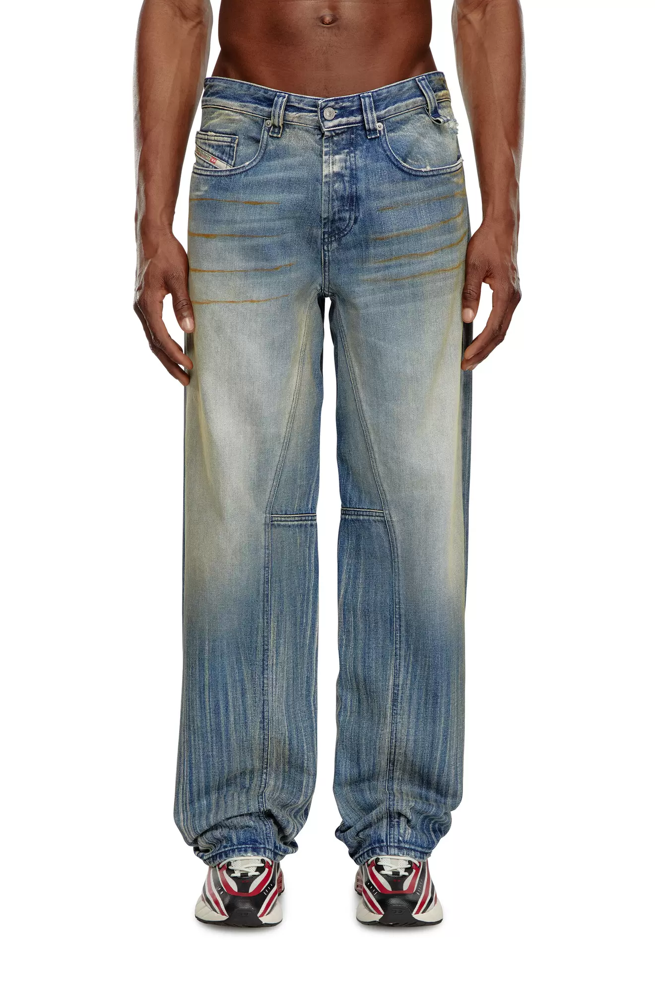 Relaxed Jeans - 2001 D-Macro offre à 325€ sur Diesel