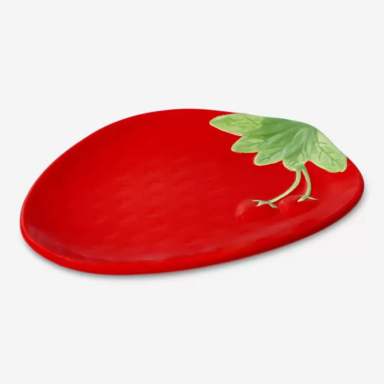 Plat de service à la fraise offre à 3,5€ sur Flying Tiger